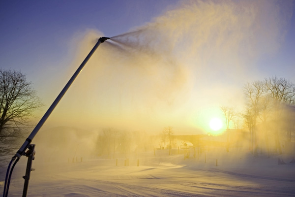 tough-seal-snow-making-600x400